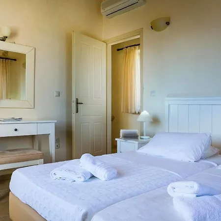 Villa Tselentata Sleeps 4 Pool Air Con Wifi *