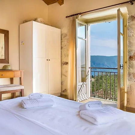 Tselentata Sleeps 4 Pool Air Con Wifi Βίλα