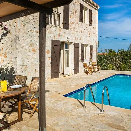 Villa Tselentata Sleeps 4 Pool Air Con Wifi